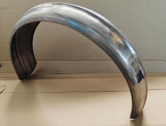 FENDER 6" (144MM x 760MM) - REAR FENDER RIBBED FOR 18/19" WHEEL - UNIVERSAL*