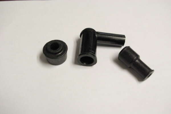 CAP - SPARK PLUG CAP - NON-RESISTOR