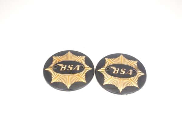 BADGES - TANK BADGES "BSA" - BLACK & GOLD - ROUND