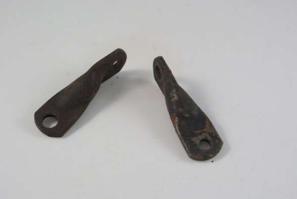 BRACKET / STAY - HEAD TORQUE - USED