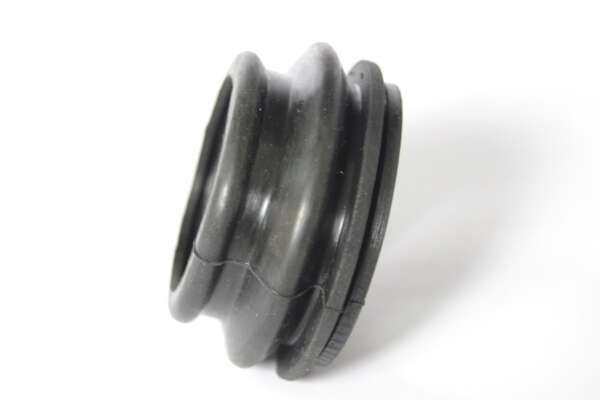 AIR HOSE- CARBURETTOR TO AIR FILTER - NORTON MKIII - SEE NOTES RE ALTERNATIVE