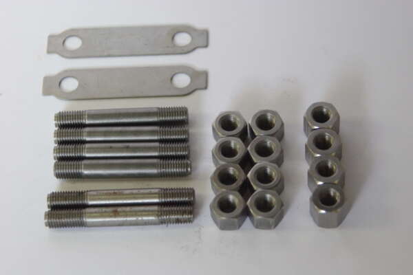 KIT--STUDS/NUTS CRANKSHAFT STUDS AND NUTS - 1972-74 FITS 500-850 PRE-MK3