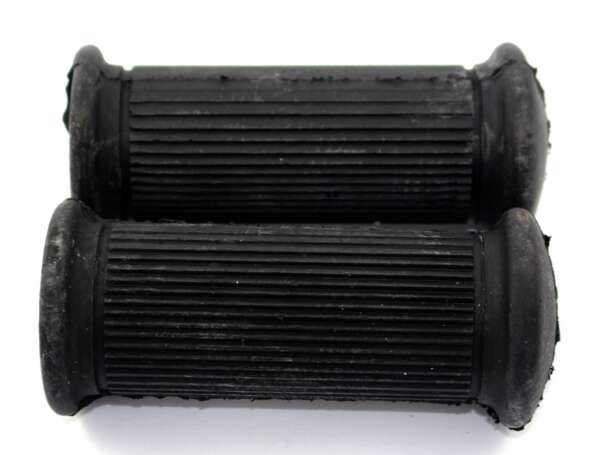 RUBBERS - FOOTREST - LARGE BORE (PR)