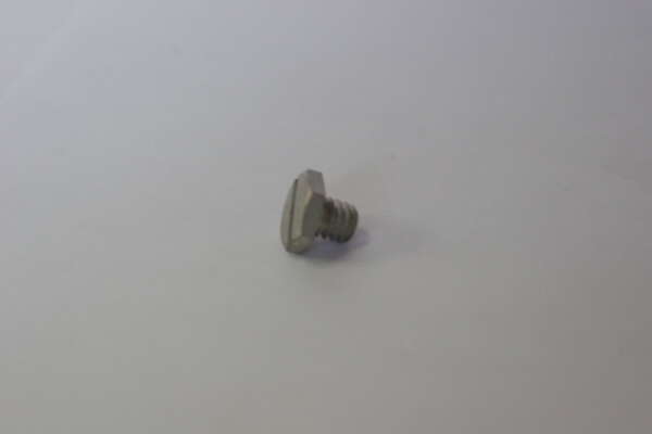 SCREW 1/4 UNC x 20 x 1/4  - ALTERNATOR LEAD