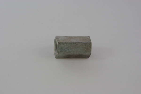 BOLT 5/16 UNF x 24 x 4 - GASTANK CENTRE MOUNT FIXING