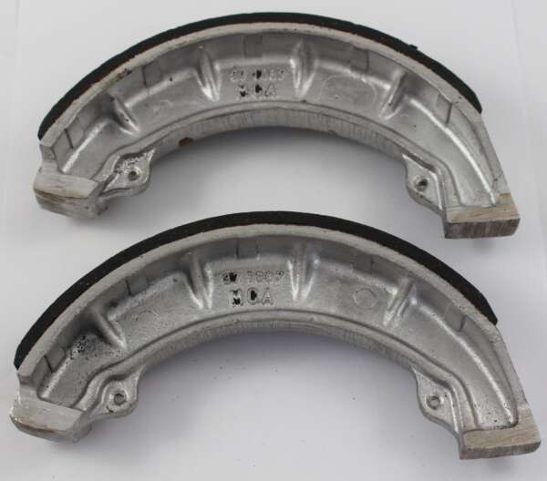 BRAKESHOES 8" - FULL WIDTH - FRONT TLS HUB - BSA TRIUMPH (PR) - CAN USE 37-1996