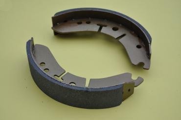 BRAKESHOES 8" - CONICAL FRONT - T.L.S. HUB - BSA TRI (PR)