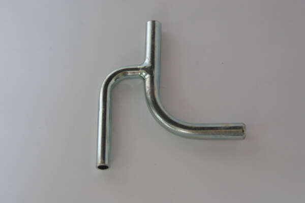 BREATHER - T- PIECE JUNCTION BREATHER PIPE FOR OILTANK - H-SHAPED - 1967-70