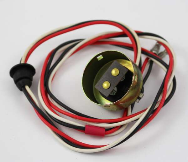 BULB-HOLDER ASSY- HEADLAMP - PRE-FOCUS (SUITABLE FOR BOTH 6V AND 12V)