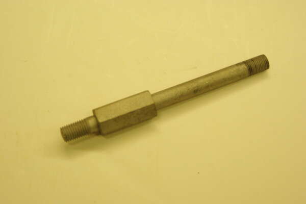 STUD - CHAINCASE STUD - P11*